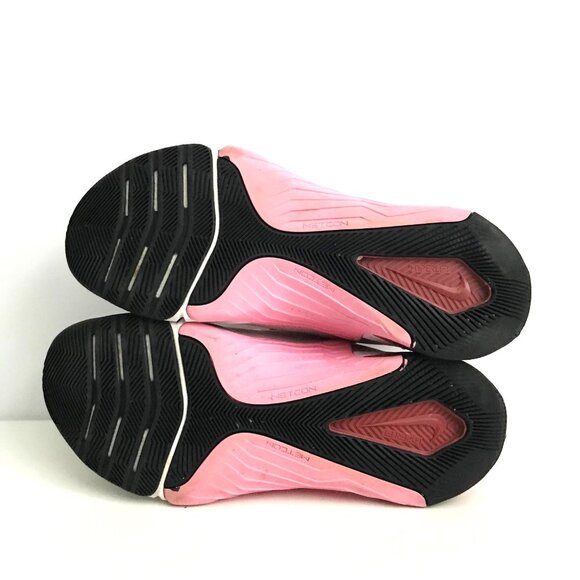 Nike Metcon 8 Barely Rose - DO9327-600 - Picture 3 of 6